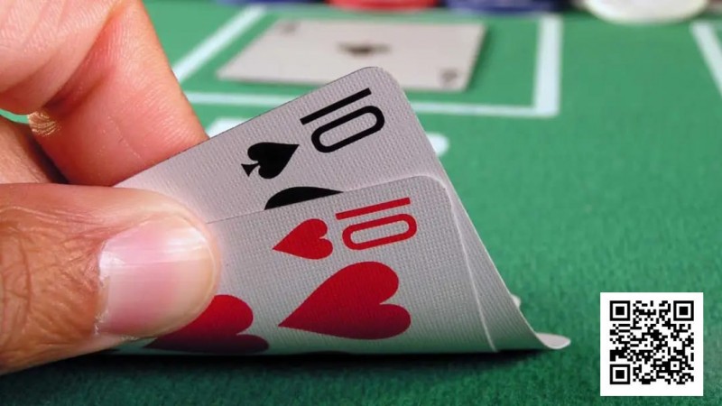 拿着10-10面对三位松凶对手，你会在翻前全下吗？