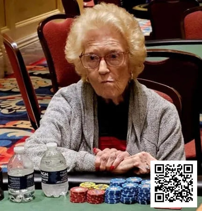 扑克老奶奶高龄88岁，首次参加千人MTT竟一路打到第14名！