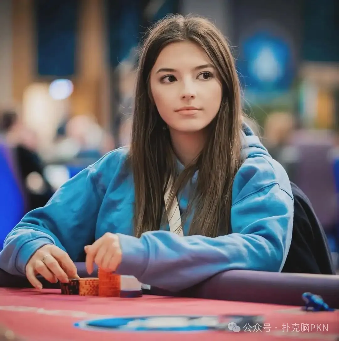 从《英雄联盟》主播到职业牌手：Leah Hauer冲击WSOP金手链