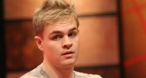 河牌弃掉第二坚果同花:Andrew Robl这一手,到底是神级操作还是“标准操作”?