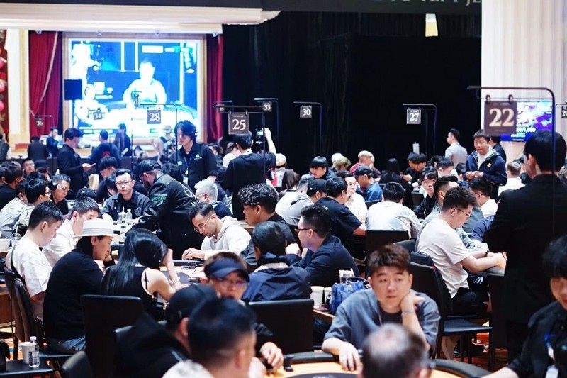 TLPT济州岛站|主赛B组171人次火爆对战剩余26人晋级!Bai Yunpeng狂揽超80万计分笑傲全场!YIMING LEE斩获巡游豪客赛王冠!