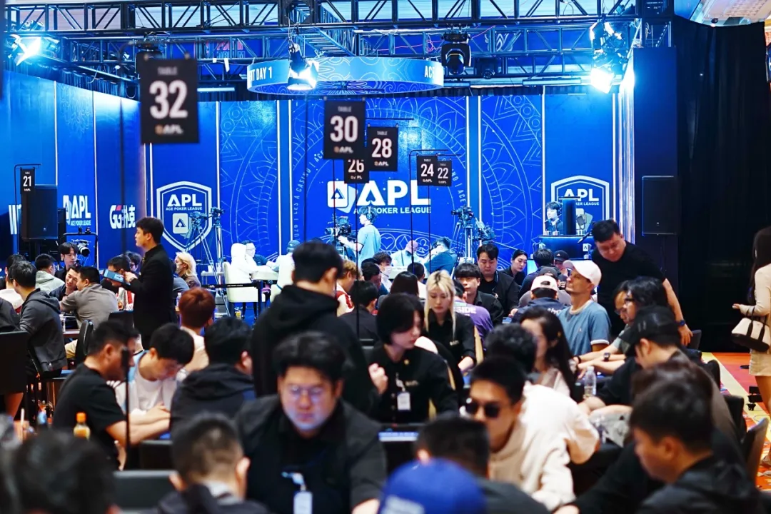 APL济州岛｜续写高光！主赛狂卷1192人次参赛余172位选手挺进Day2，明日竞逐更高目标！徐杰明加冕系列赛双冠王