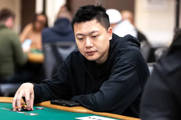 以为出局走到门口，被叫回后打出奇迹：Wesley Fei的WSOP主赛死里逃生记