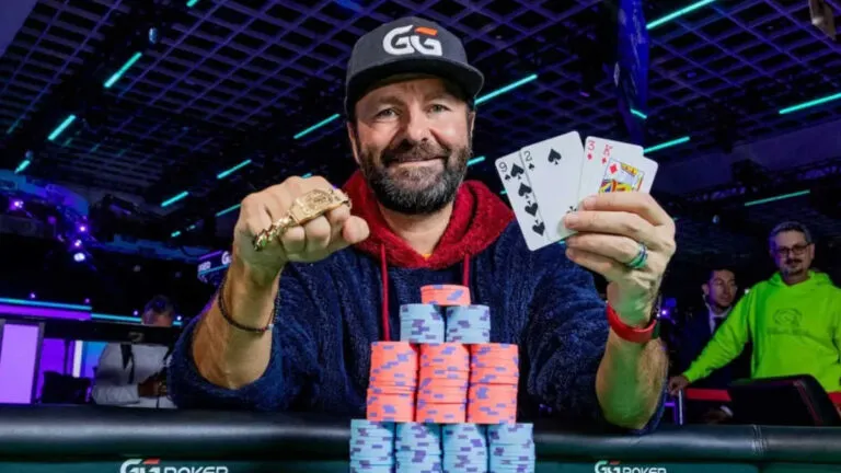 丹牛赢得2026 WSOP第8条金手链:51岁,他还在赢