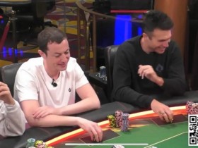毒王4小时内输2个百万底池,神秘玩家错误弃掉优胜牌,HCL游戏过于精彩!